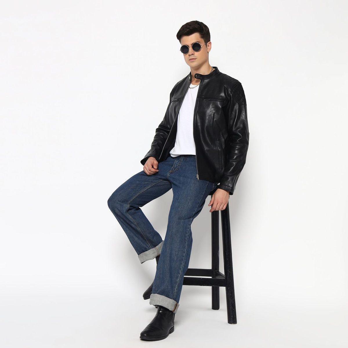 Signature Black Men's Leather Jacket thumbnail 7