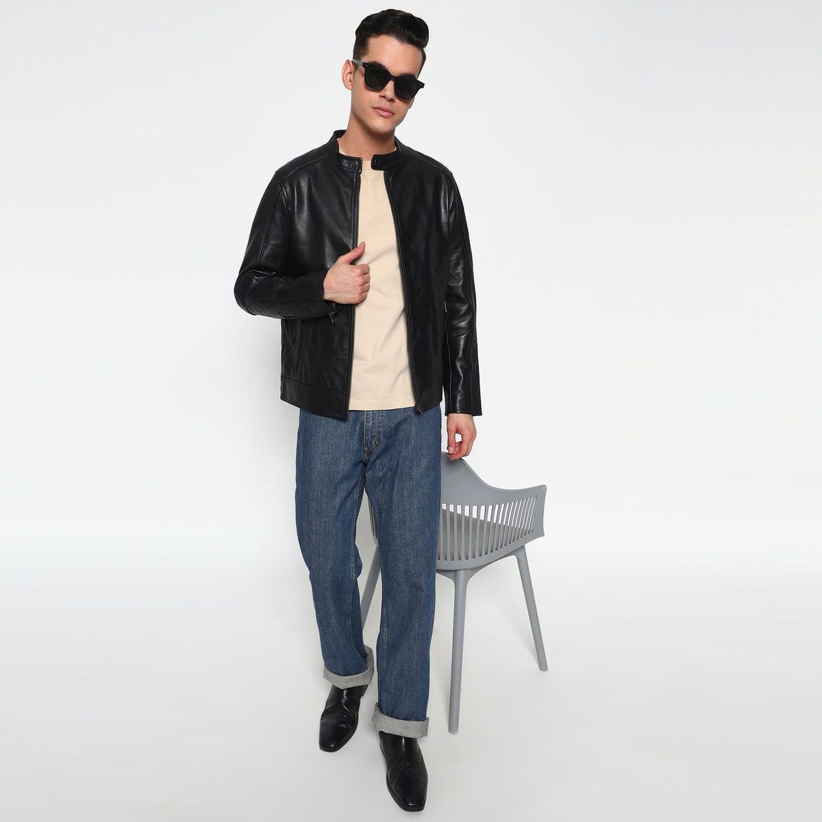 Urban Black Leather Jacket thumbnail 8