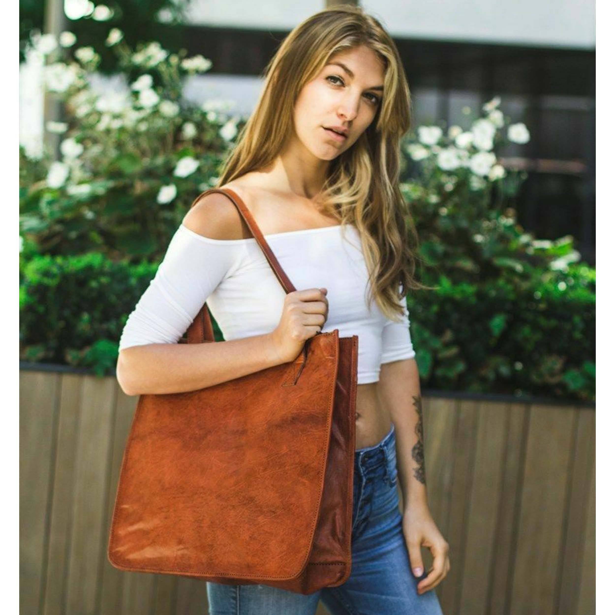 Shannon Leather Tote thumbnail 3