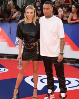 Rose Bertram at iHeartRadio Much Music Video Awards – Leather Dress