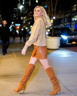 Kelsea Ballerini out in NYC – Leather Skirt