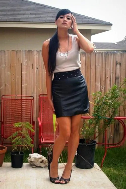 Womens Leather Skirts & Shorts - LSK001